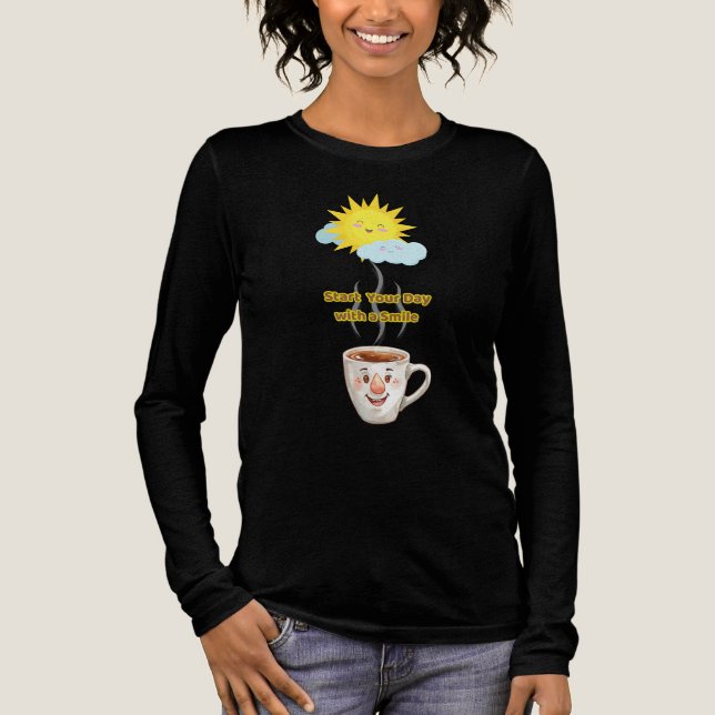 Coffee Time – Cute Smiling Cup T Shirt (Framsida)