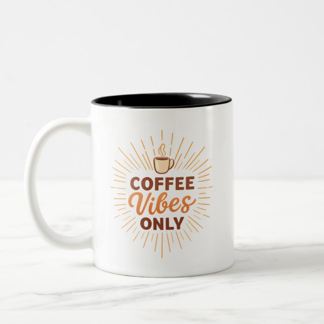 Coffee Vibes Only – Boho Coffee Design Två-Tonad Mugg (Vänster)