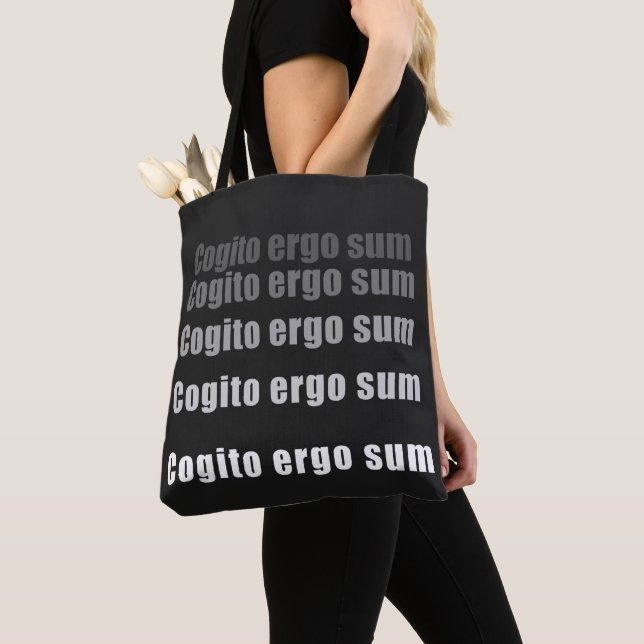 Cogito, ergo sum Latin Quote Tygkasse (Närbild)