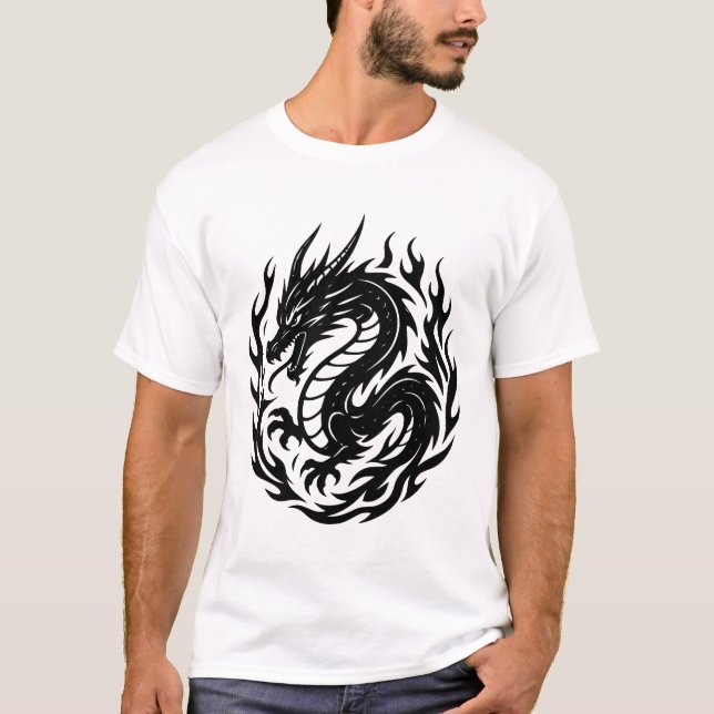 Coiled Fire Dragon Tattoo Style T Shirt (Framsida)
