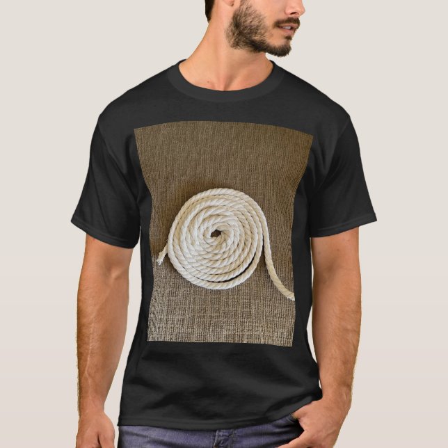 Coiled Rope T-Shirt - White Cotton Rope on Brown (Framsida)