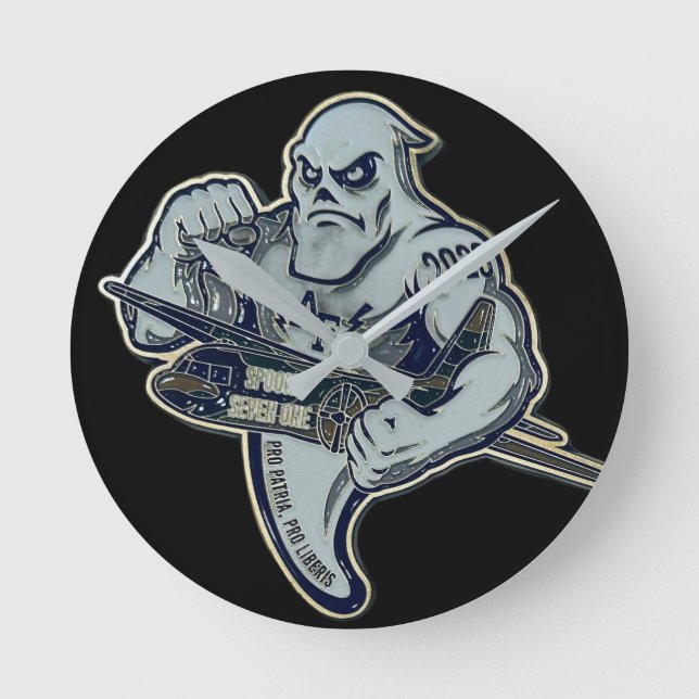 Coin 2 - Spooky! Wall Clock, 10" Round  Rund Klocka (Framsida)