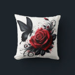 Cojín mariposa negra kudde<br><div class="desc">Precioso cojín con elegante diseño de una mariposa negra posándose sobre una rosa roja, en un estilo artístico y contemporáneo para una decoración minimalista</div>