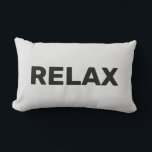 Cojines, Cojín de 16" x 16" Lumbarkudde<br><div class="desc">Respira hondo, suelta el estrés y deja que la calma te abrace. Este cojín suave y con diseño minimalista lleva impresa la palabra “Relax” como recordatorio diario de que tu paz es prioridad. Perfecto para tu habitación, rincón de lectura o espacio de descanso. 🌿 Material cómodo y resistente 🌙 Diseño...</div>