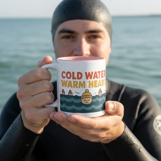 Cold Water Warm Heart – Funny Wild Swimmer Design Två-Tonad Mugg (Skapare uppladdad)