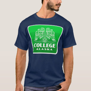 College Alaska Retro Bird Badge Grönt T Shirt