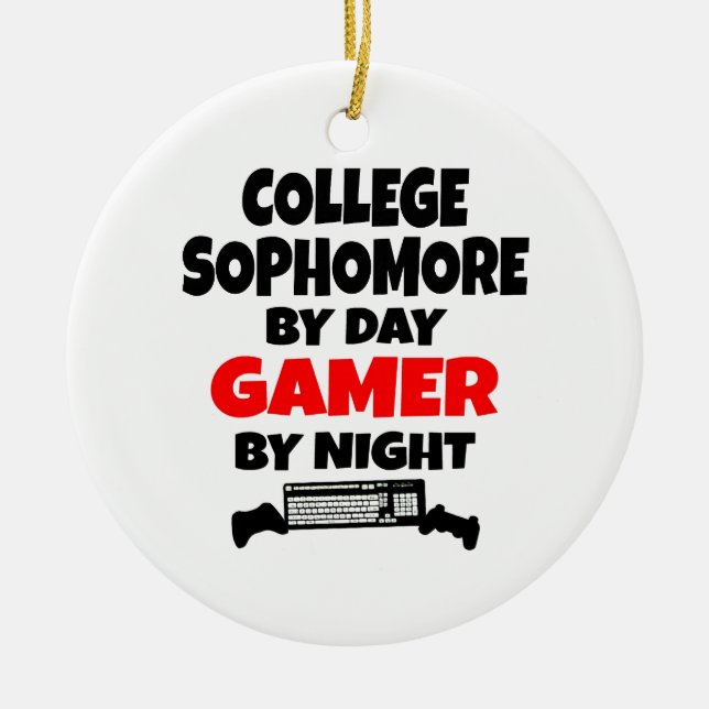 College Sophomore by Day Gamer by Natt Julgransprydnad Keramik (Framsidan)