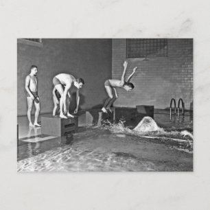 College Swimmers Vykort