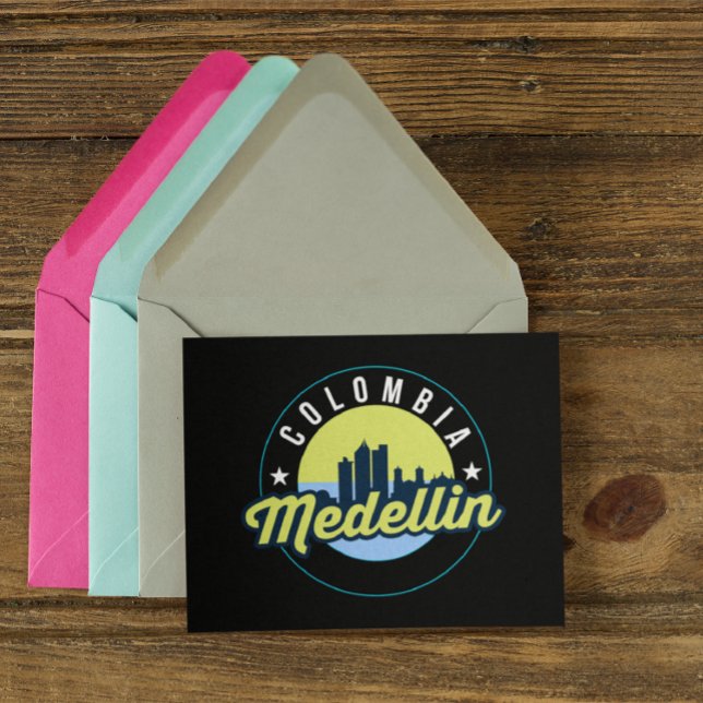 Colombia Medellin Cityscape City Logotyp Vykort (Medellin Colombia City Logo Green Postcard)