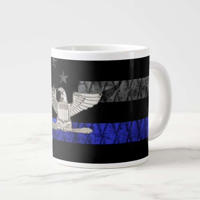 Colonel Thin Blue Line Distressed Flag Jumbo Mugg (Framsida höger)