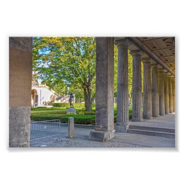 Colonnad Courtyard, Museum Island, Berlin Fototryck (Framsidan)
