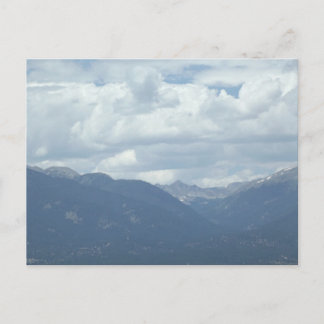 Colorado Collegiate Peaks under grumlig himlar Vykort