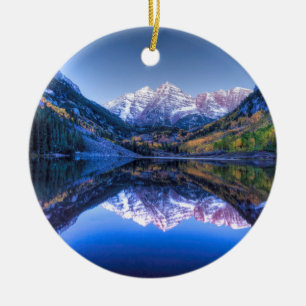 Colorado Maroon Klockor i Fall Julgransprydnad Keramik