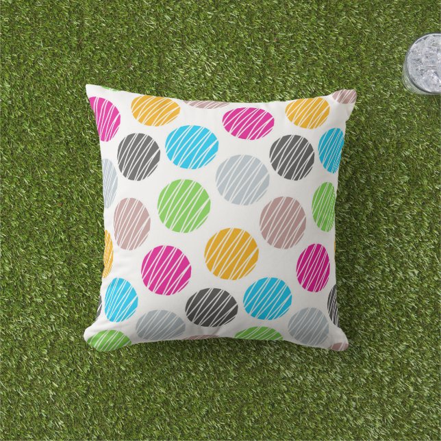 Colorful Dots Throw Pillow Kudde (Gräs)