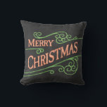 Colorful God jul Chalkboard Cushion Kudde<br><div class="desc">En handskisserad ritbordsdesign,  accentuerar ett ljust God jul,  tittar på den här vintagen en dyna,  skapar den som ett perfekt som tillbehör din hemdekoration under helgdagarna.</div>