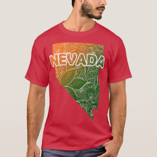 Colorful mandala art karta of Nevada med text i gr T Shirt