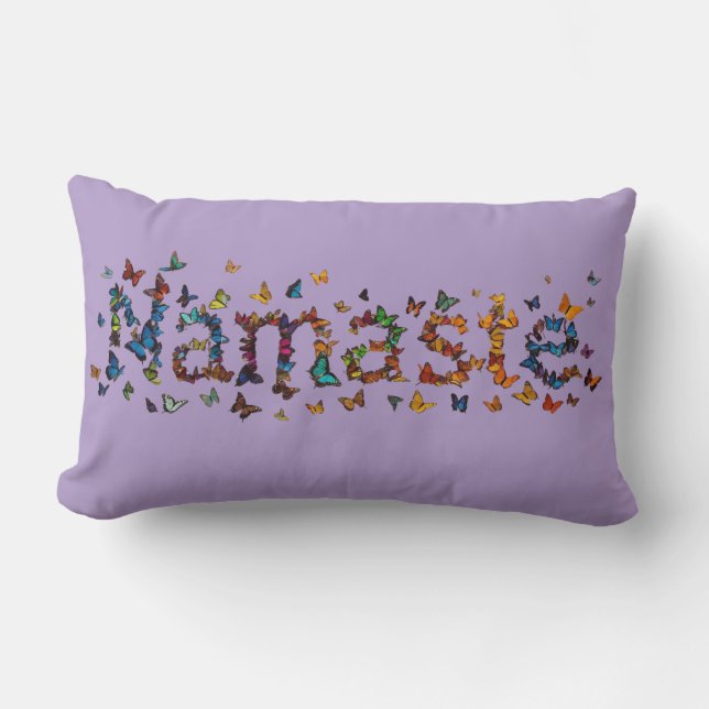 Colorful Namaste Butterflies - Lavender Statement Lumbarkudde (Framsida)