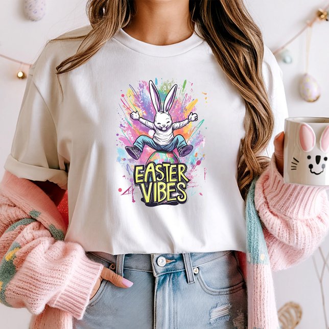 Colorful Rabbit Graffiti Påsk Vibes T Shirt (Skapare uppladdad)