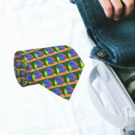 Colorful Rainbow Lorikeet Parrot Mönster Slips<br><div class="desc">Träng i stil med den här snyggten slips som innehåller fotobilden av en färglös Rainbow Lorikeet-papegoja som trycks i ett upprepande mönster.</div>