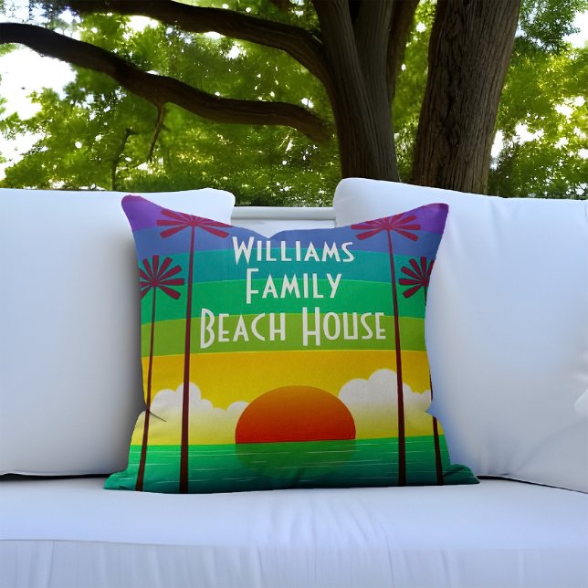 Colorful Rainbow Tropical Sunset Beach House Deco Kudde (Miami deco beach house throw pillow with a rainbow sunset design. Personalized with family name!)