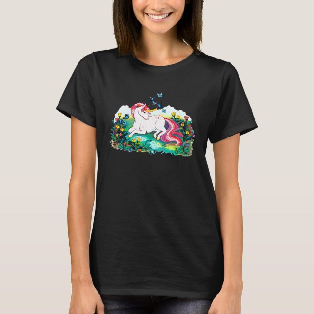 Colourful unicorn lying on a flower filled area t shirt (Framsida)