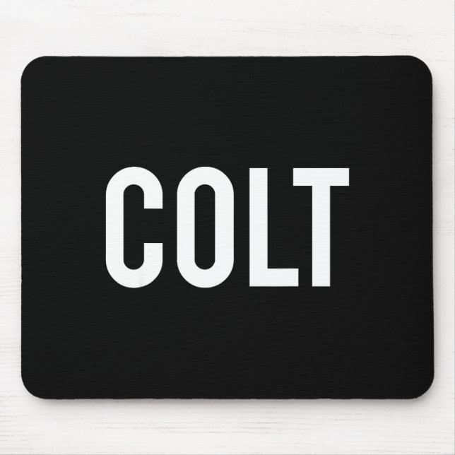Colt - Cool New Funny Name Fan Gift Tee  Musmatta (Framsidan)