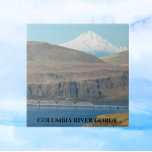 Columbia River Gorge och Mount Huva Ligcape<br><div class="desc">Keramiskt plattor med en scenbild av den snö-övertäckta Huvan från Monteberget som dras över Columbia River Gorge,  belägen i Stillahavsområdet,  nordväst,  USA. Markera din ruta storlek. Gör en underbar kökstrivet!</div>