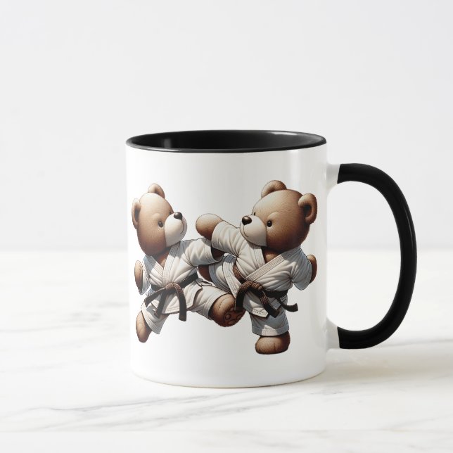 Combat de karaté entre ours. mugg (Höger)
