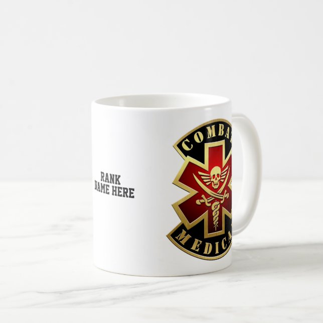 Combat Medical Skull & Swords Cross Patch Kaffemugg (Framsida höger)