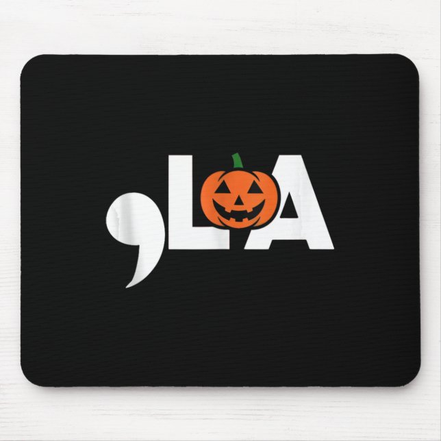 Comma La Funny Kamala Harris 2024 Halloween Pumpki Musmatta (Framsidan)