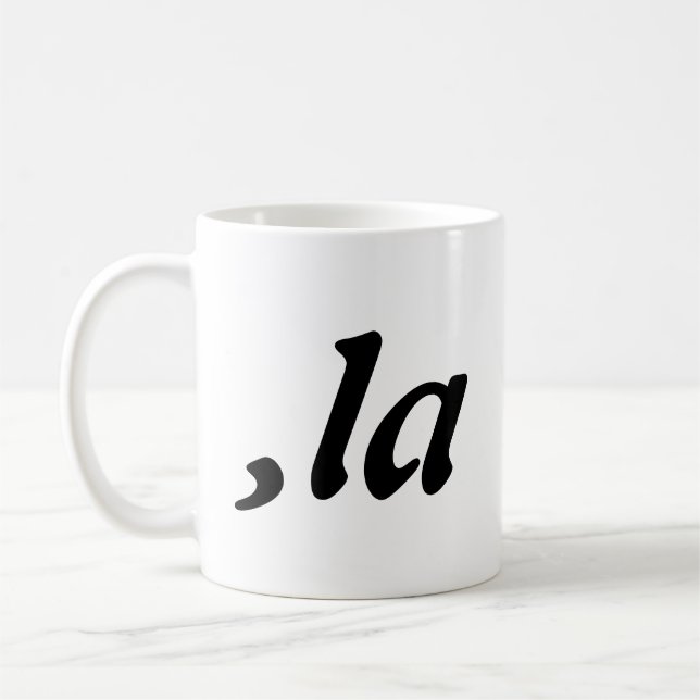 Comma La Kamala Harris - anpassad textdesign Kaffemugg (Vänster)
