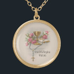 Communion Host Rosa Flowers Chalice Guldpläterat Halsband<br><div class="desc">Detta är en vacker,  traditionell katolsk bild av Helig-värden (Communion) ovanför kyrkan med rosa blommor. Text och typsnitt kan ändras</div>