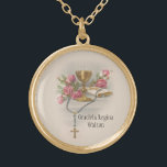 Communion Host Rosa Flowers Chalice Guldpläterat Halsband<br><div class="desc">Detta är en vacker,  traditionell katolsk bild av Helig-värden (Communion) ovanför kyrkan med rosa blommor. Text och typsnitt kan ändras</div>
