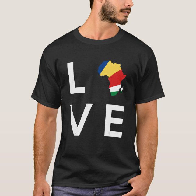 Comoros Flagga Kärlek Afrika Continent Silhouette  T Shirt (Framsida)