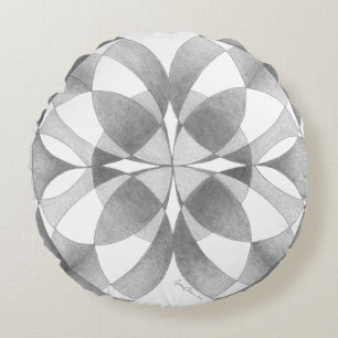 ’Compassion & Balance’ Mandala, Black, Grått, Rund Kudde