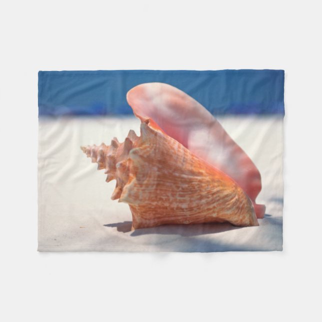 Conchsnäcka på strand 2 fleecefilt (Framsidan (Horisontell))