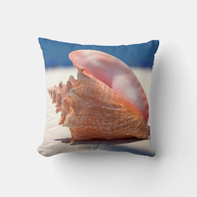 Conchsnäcka på strand 2 kudde (Framsida)