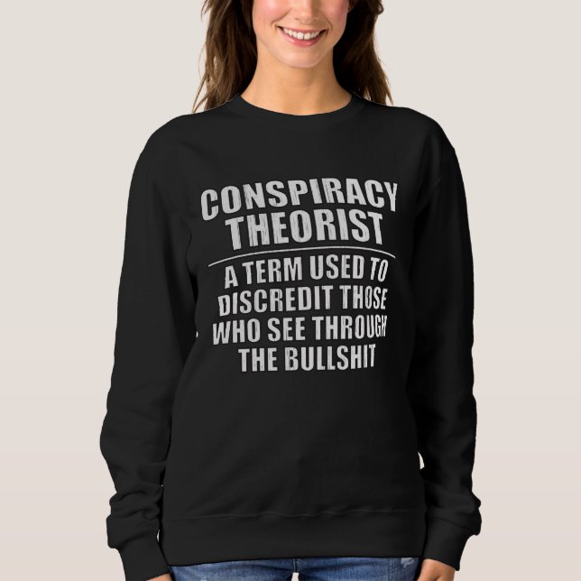 Conspiracy Theorist Definition Light Text T Shirt (Framsida)