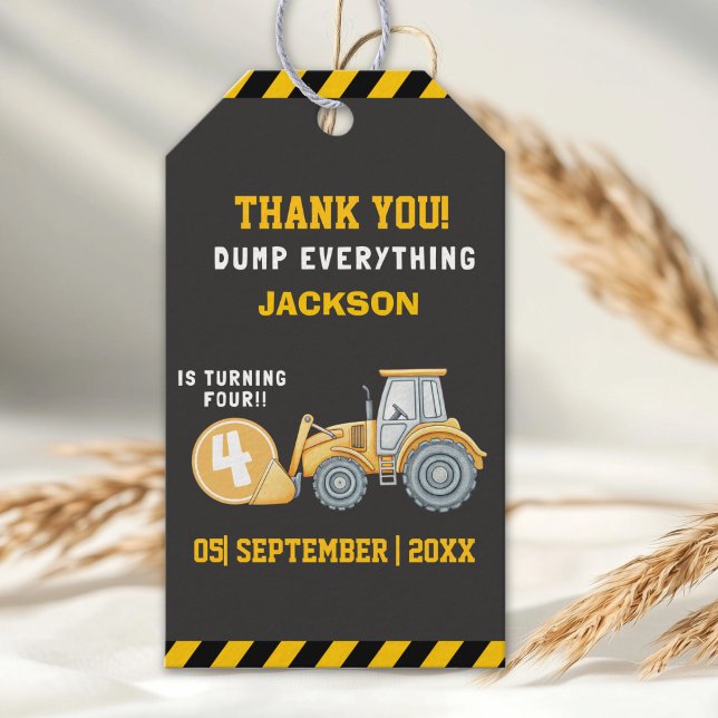 Construction Birthday 4th | Dump Truck Excavator Presentetikett (Skapare uppladdad)