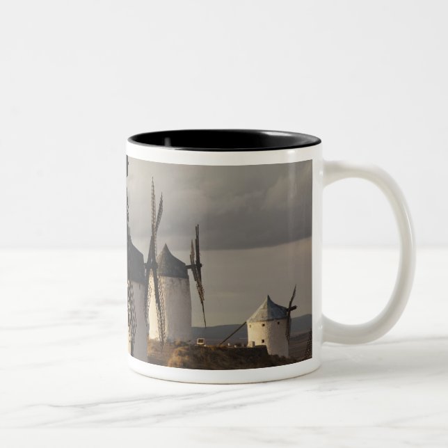 Consuegra, antika La Mancha-vindkraftverk Två-Tonad Mugg (Höger)