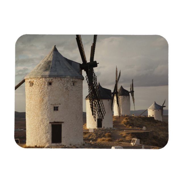 Consuegra, antique La Mancha windmills Magnet (Horisontell)