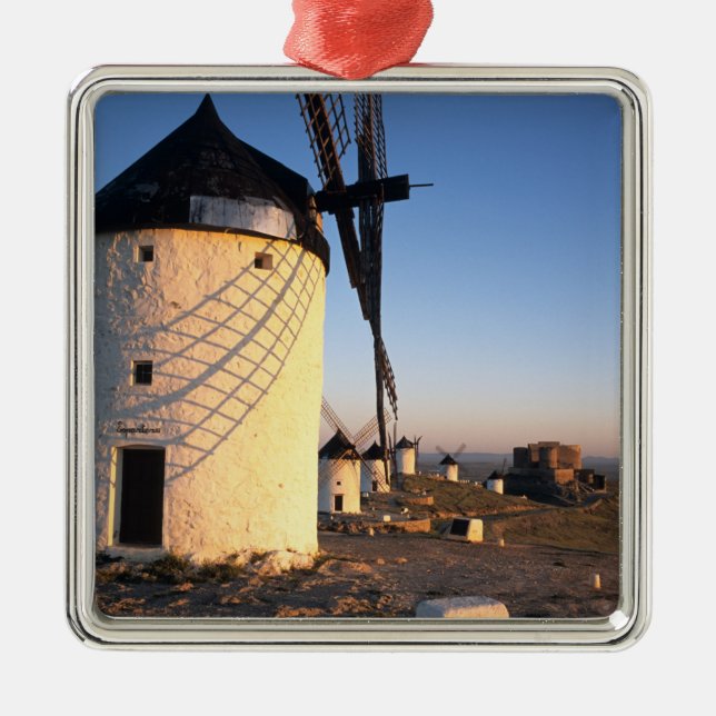Consuegra, La Mancha, Spanien, väderkvarnar Julgransprydnad Metall (Framsidan)