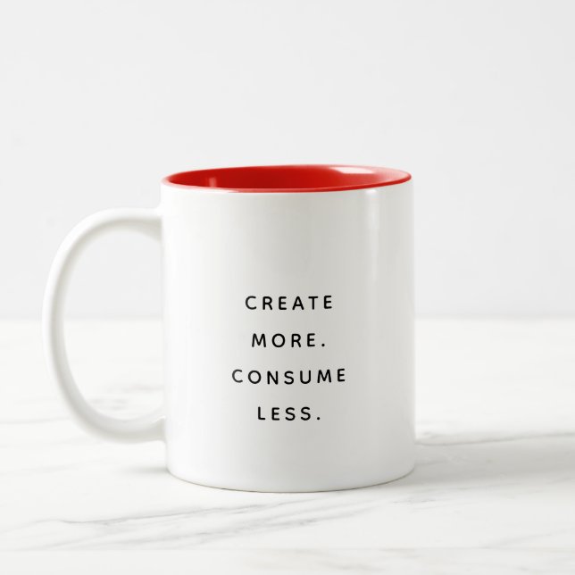 Consume Less Typography Modern Two-Tone Mug Två-Tonad Mugg (Vänster)