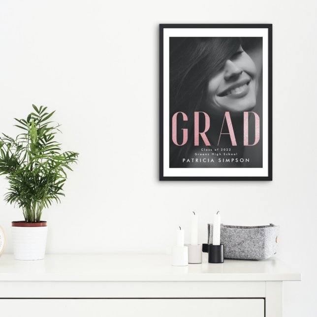 Contemporary Foto av fetstilt  Rosa Gold Foil GRAD Poster (Skapare uppladdad)
