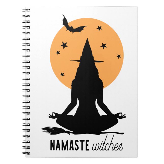 Contemporary Halloween yoga Witch Anteckningsbok (Framsidan)
