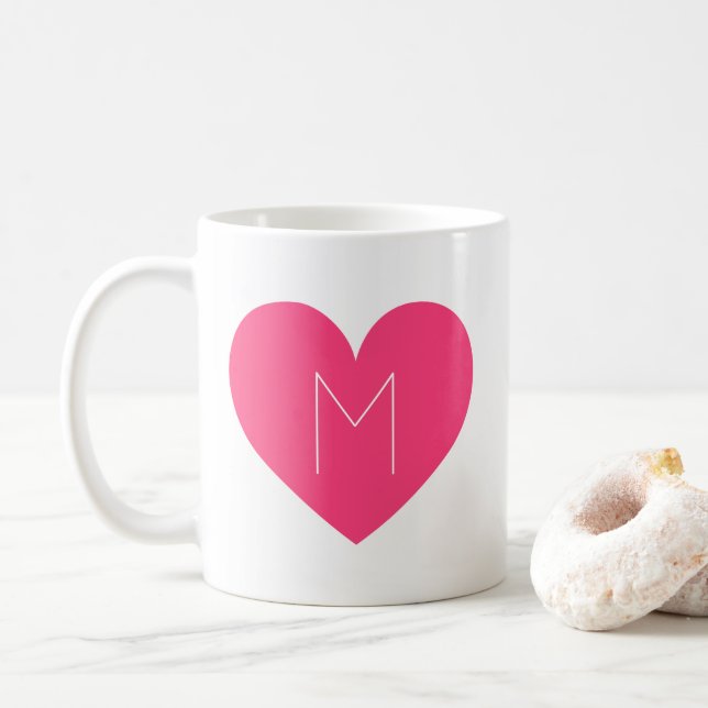 Contemporary Shock rosa Heart Monogram Mugg (Med munk)