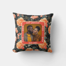 Contemporary True Love Anniversary Throw Pillow Kudde