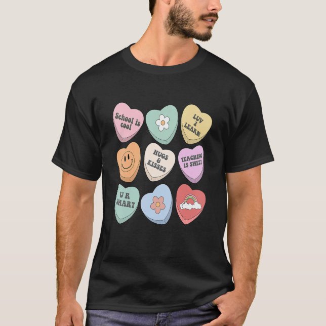 Conversation Hearts Groovy Valentines Day Cute Tea T Shirt (Framsida)