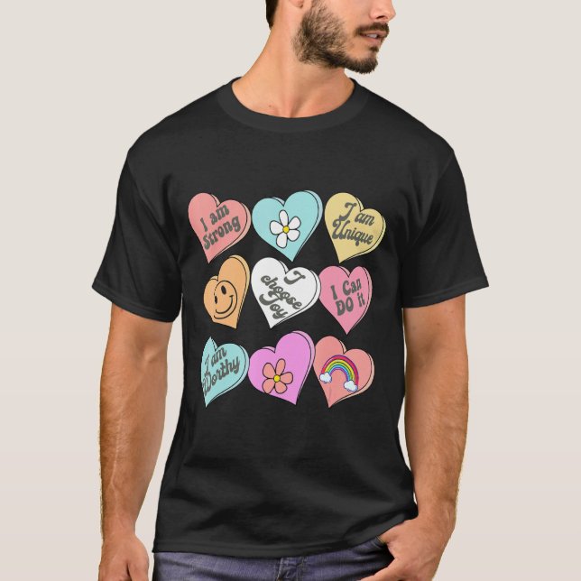 Conversation Hearts Groovy Valentines Day Cute Tea T Shirt (Framsida)