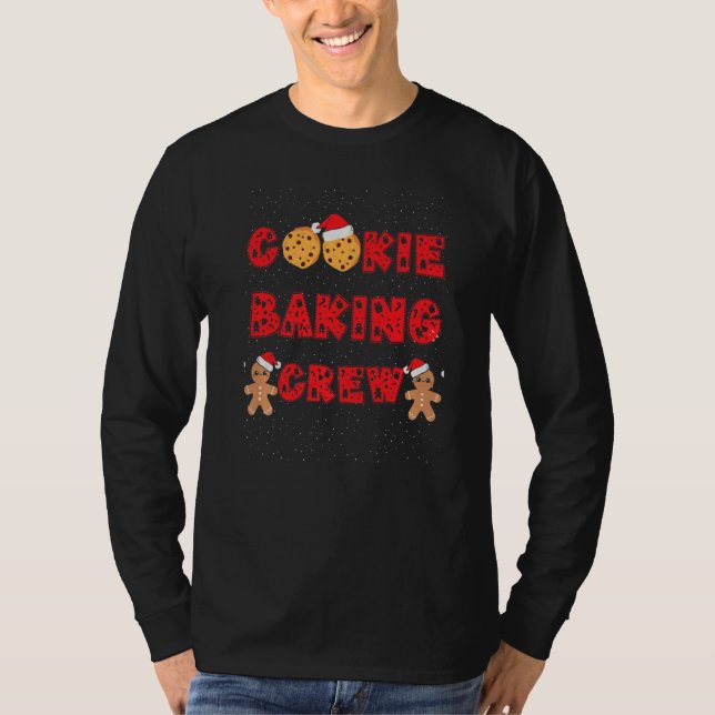 Cookie Baking Crew Gingerbread Men With Xmas Hats  T Shirt (Framsida)